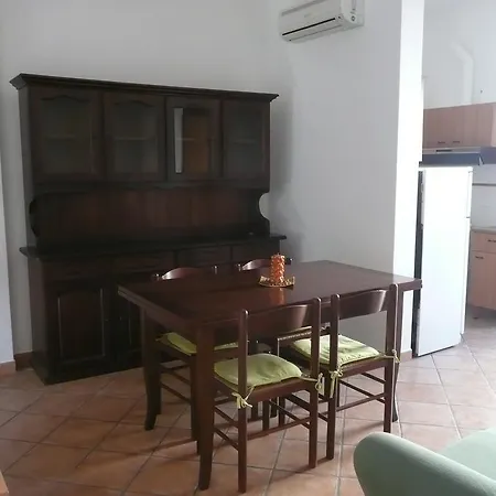 Bilocale Il Leccio * לצ'ה